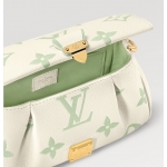 ルイヴィトン Louis Vuitton ヴィトン フェイボリット ショルダーバッグ M46842