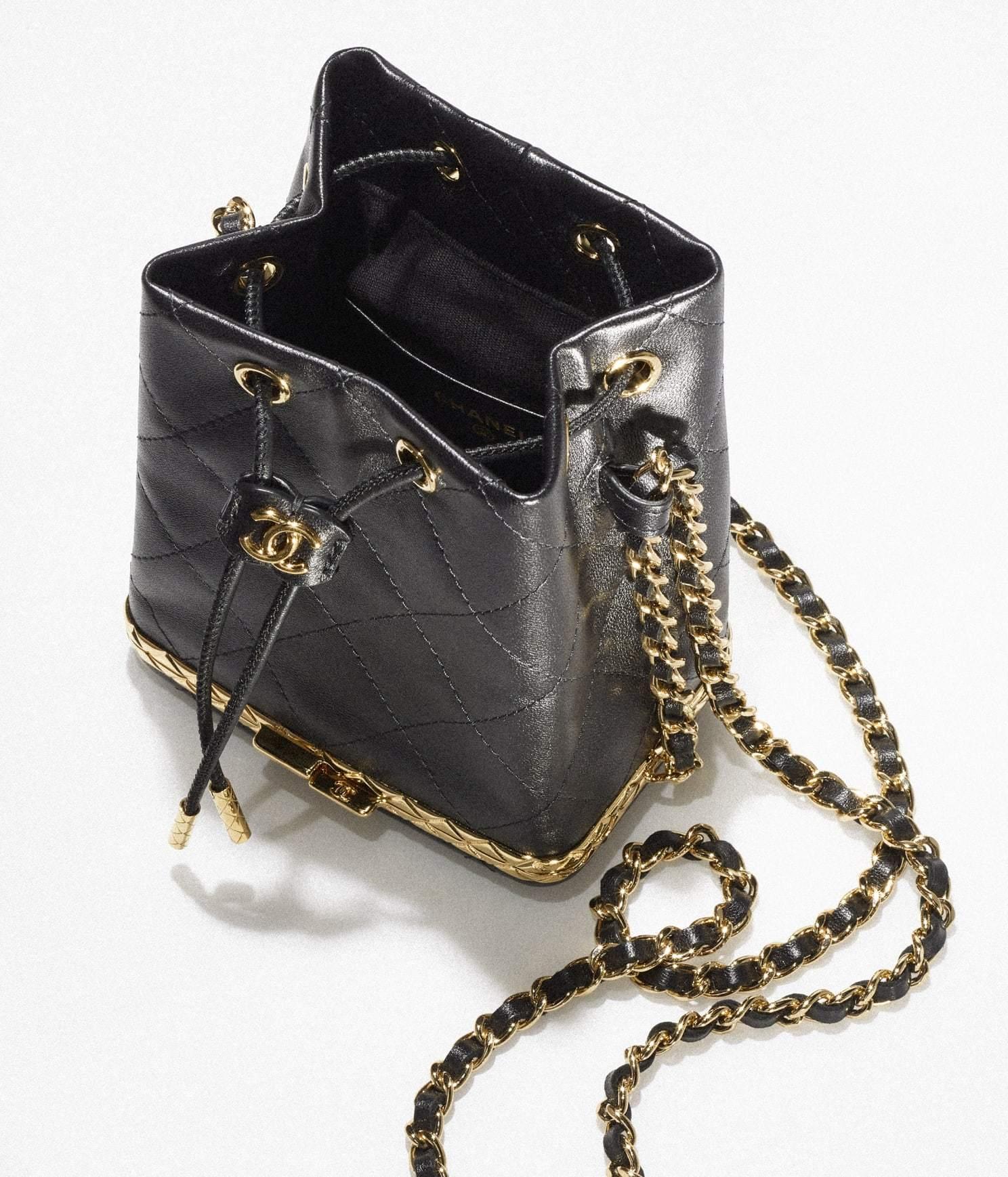 シャネル激安 CHANEL チェーン付スモールバケット CCマーク ポーチ カード AP2750 B07981 94305