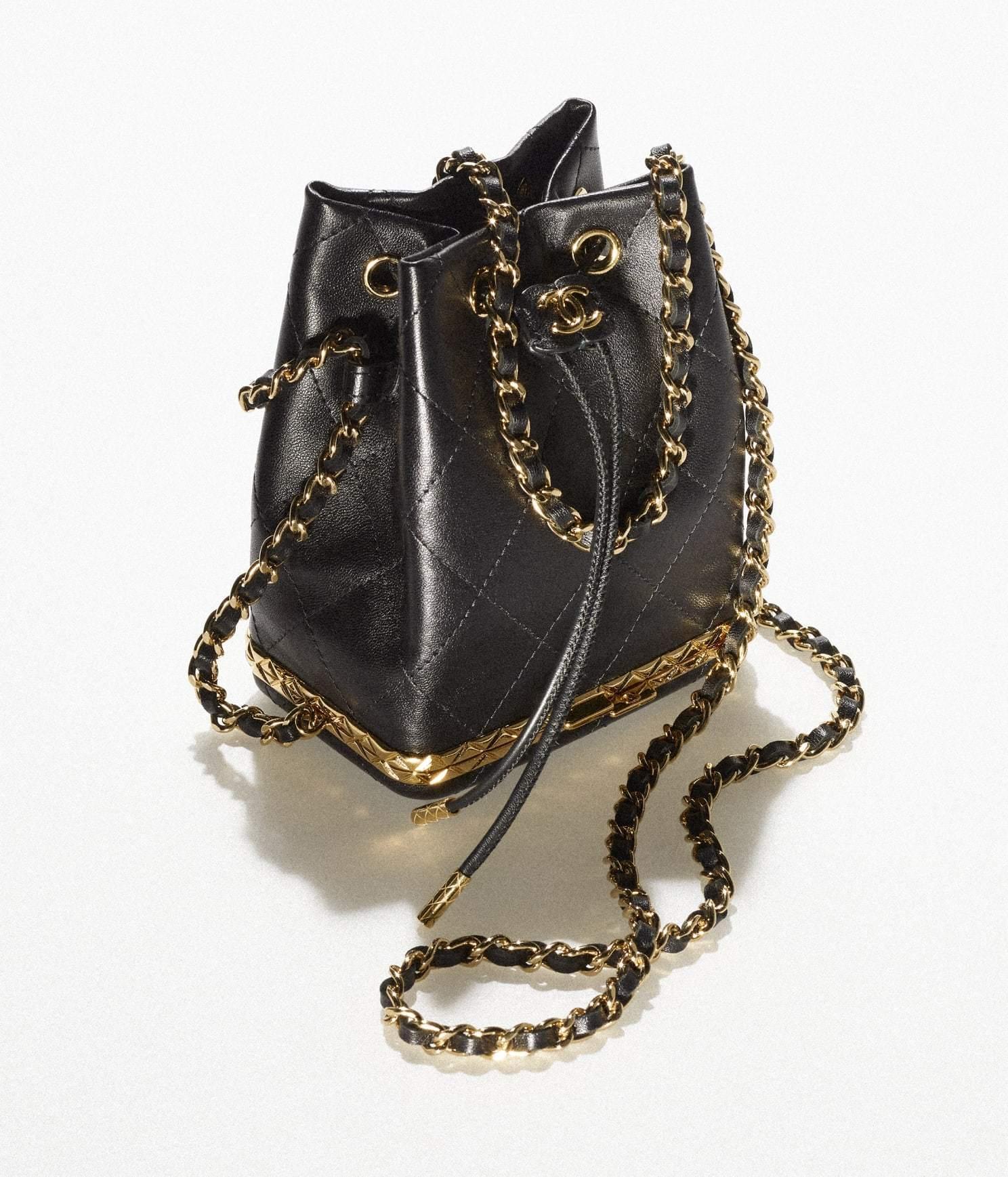 シャネル激安 CHANEL チェーン付スモールバケット CCマーク ポーチ カード AP2750 B07981 94305