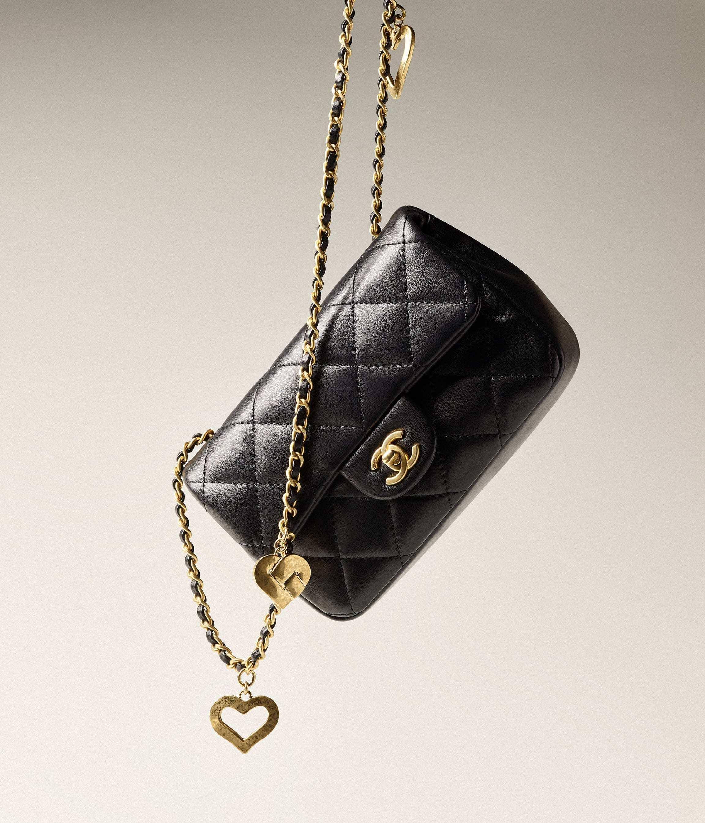 シャネル CHANEL ショルダーバッグ ハート ミニ フラップバッグ ロゴ AS3456 B08840 94305