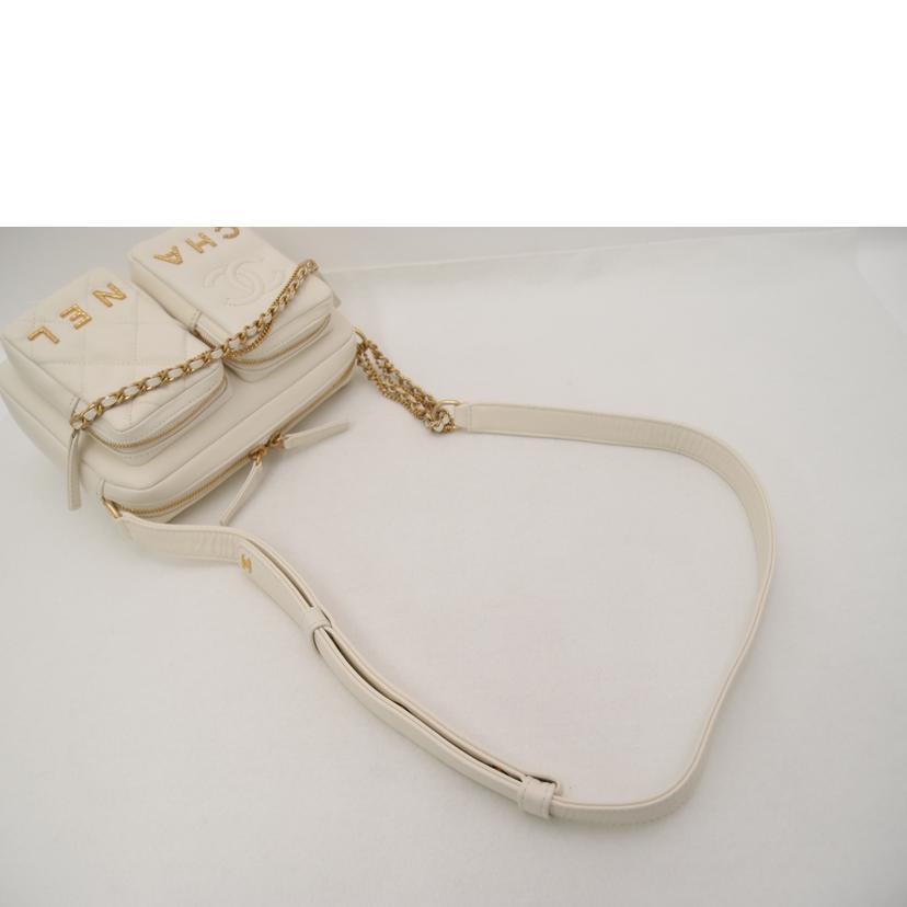 CHANEL シャネル スモールカメラショルダー ホワイト AS2923