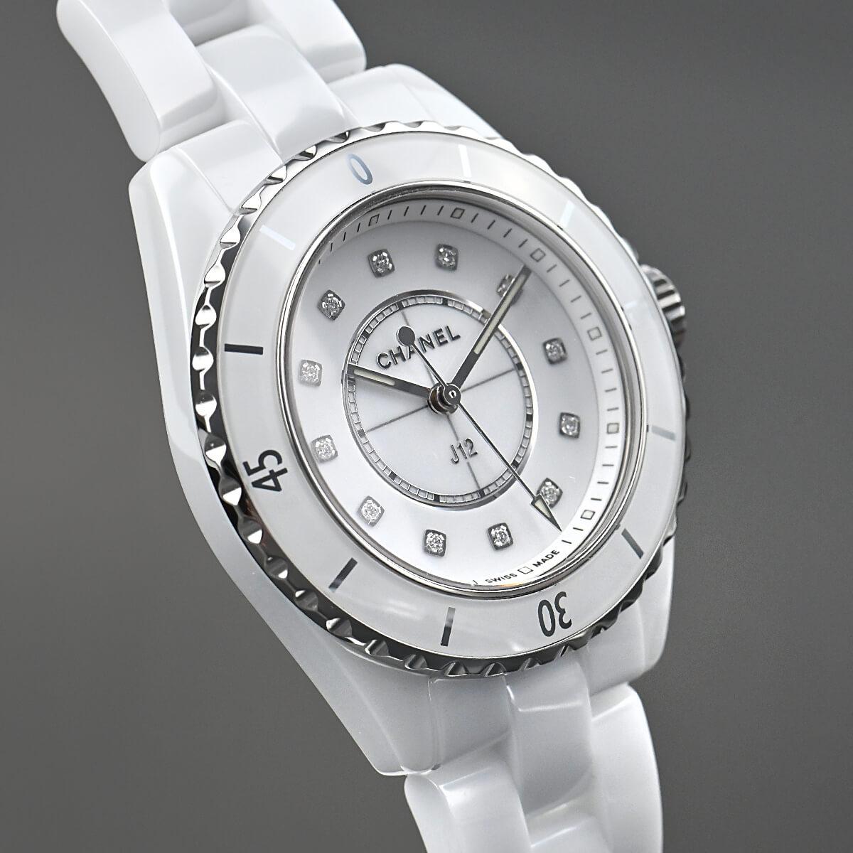 シャネル J12 33MM ホワイト レディース H5703