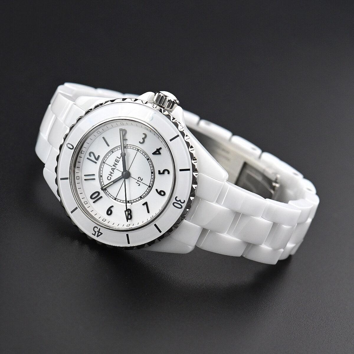 シャネル  ホワイト J12 33MM レディース H5698
