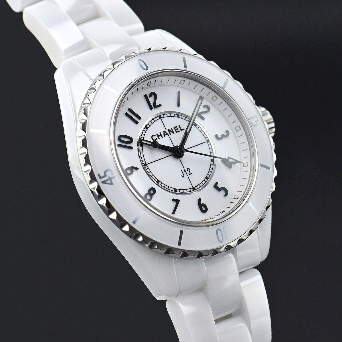 シャネル  ホワイト J12 33MM レディース H5698