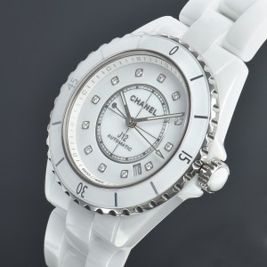 シャネル メンズ J12 38MM 自動巻き H5705
