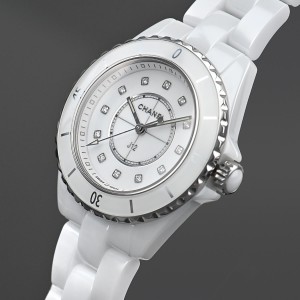 シャネル J12 33MM ホワイト レディース H5703