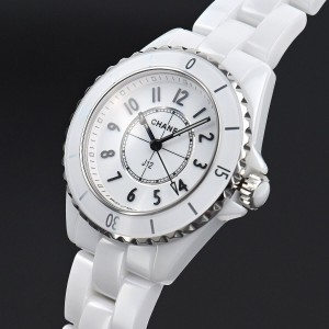 シャネル  ホワイト J12 33MM レディース H5698