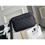 CHANEL シャネル スモールカメラショルダー ブラック AS2923