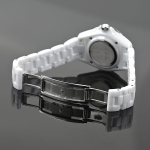 シャネル J12 33MM ホワイト レディース H5703