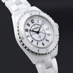 シャネル  ホワイト J12 33MM レディース H5698