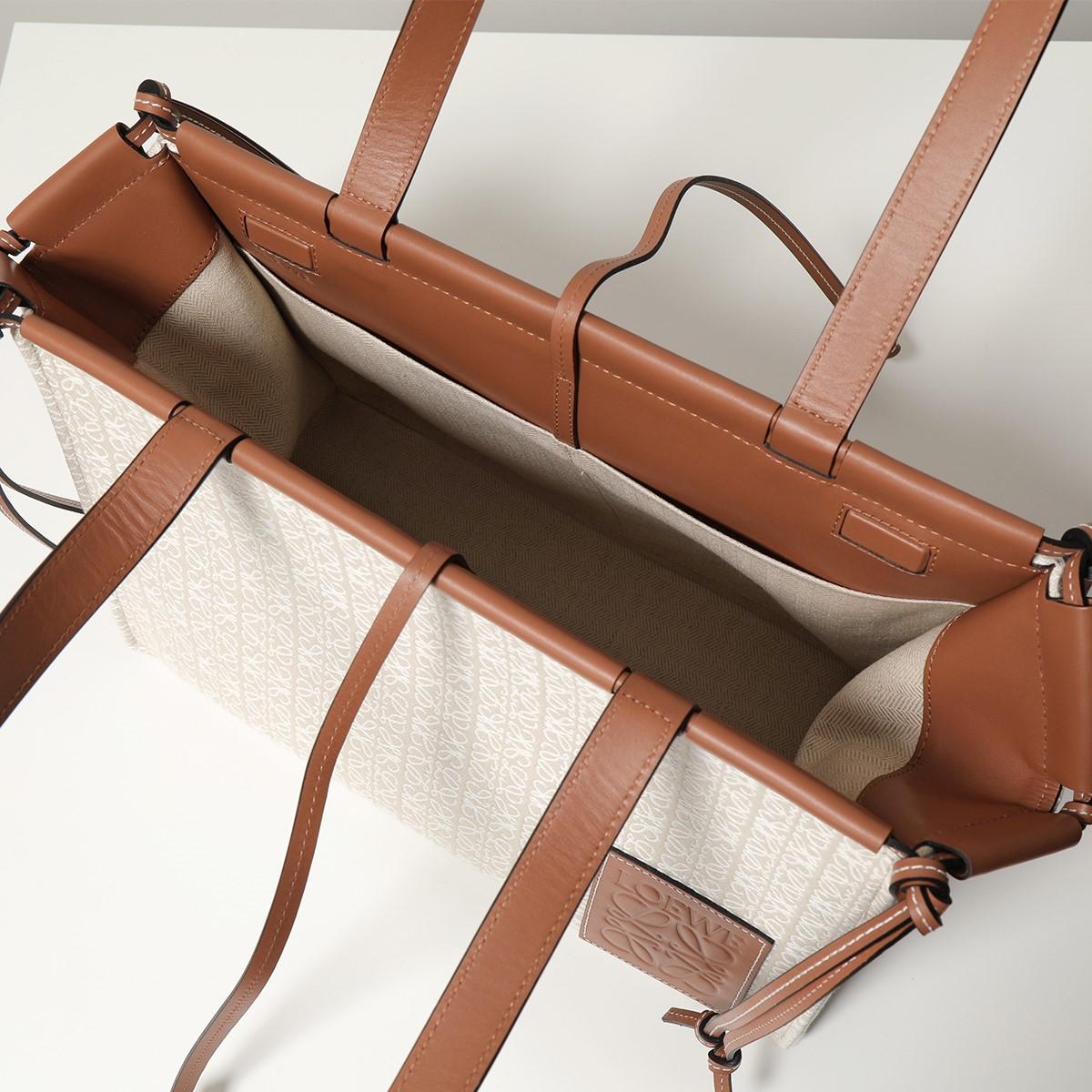 ロエベ CUSHION TOTE ANAGRAM SMALL クッショントート スモール トートバッグ アナグラム レディース A612A93X25 2426