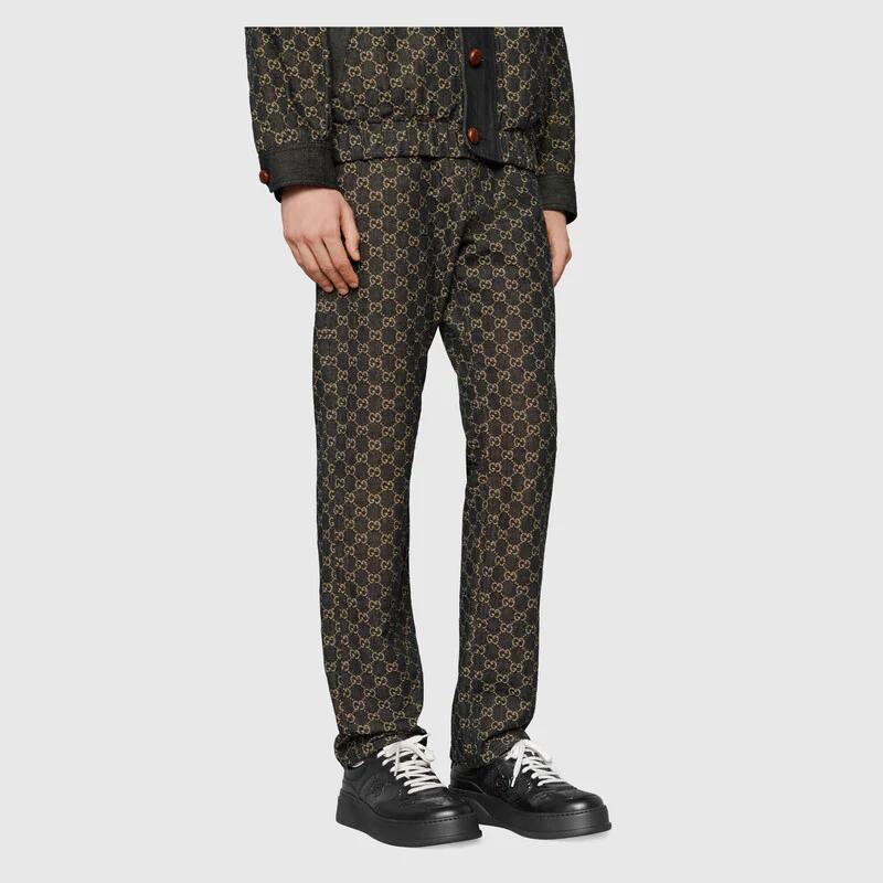 グッチ GUCCI GGエンボス メンズ スニーカー 669582 1XL10 1000