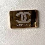 シャネル CHANEL ツイード スモール ヴァニティーケース ホワイト AS3973 B10657 10601