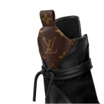 LOUIS VUITTON ローリエート デザート ブーツ 1A4XXT