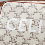 セリーヌショルダーバッグ Horizontal Messenger 194502BZK.04LE