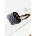 シャネル激安 CHANEL スモール ショルダーバッグ レディース ブラック AS4423