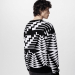 LOUIS VUITTON 長袖トップス プルオーバー 黒 白 ロゴ 1AFAMW