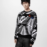 LOUIS VUITTON 長袖トップス プルオーバー 黒 白 ロゴ 1AFAMW