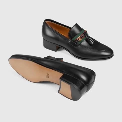 グッチ GUCCI ウェブ＆インターロッキングG タッセルローファー ブラック 624316 1W610 1066