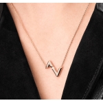 Louis Vuitton ペンダント　LV　ヴォルト Q93809