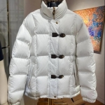 LOUIS VUITTON モノグラム アクセントピローパファジャケット 1AF472