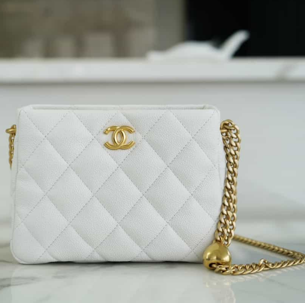 シャネル CHANEL ハンドバッグ スモール ホーボー バッグ AS3830 B10277 60106