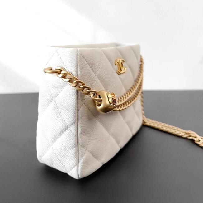 シャネル CHANEL ハンドバッグ スモール ホーボー バッグ AS3830 B10277 60106