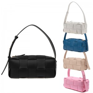 BOTTEGA VENETA ブリックカセット ショルダーバッグ 729166VMAY1