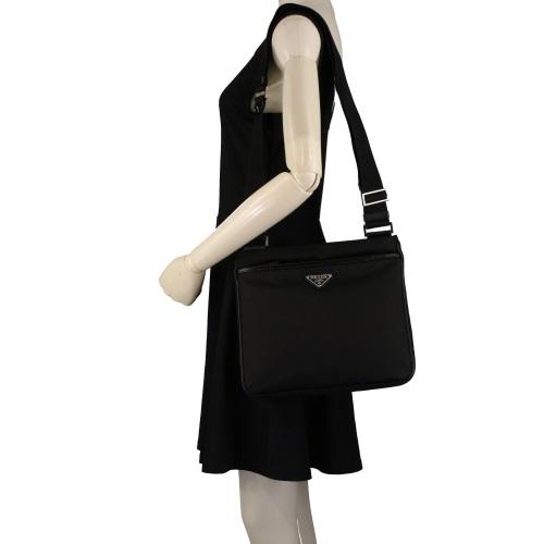 プラダバッグ メンズ Re Nylon xサフィアーノレザー ショルダーバッグ  ショルダーバッグ 2VH118 V XOO 2DMH F0002