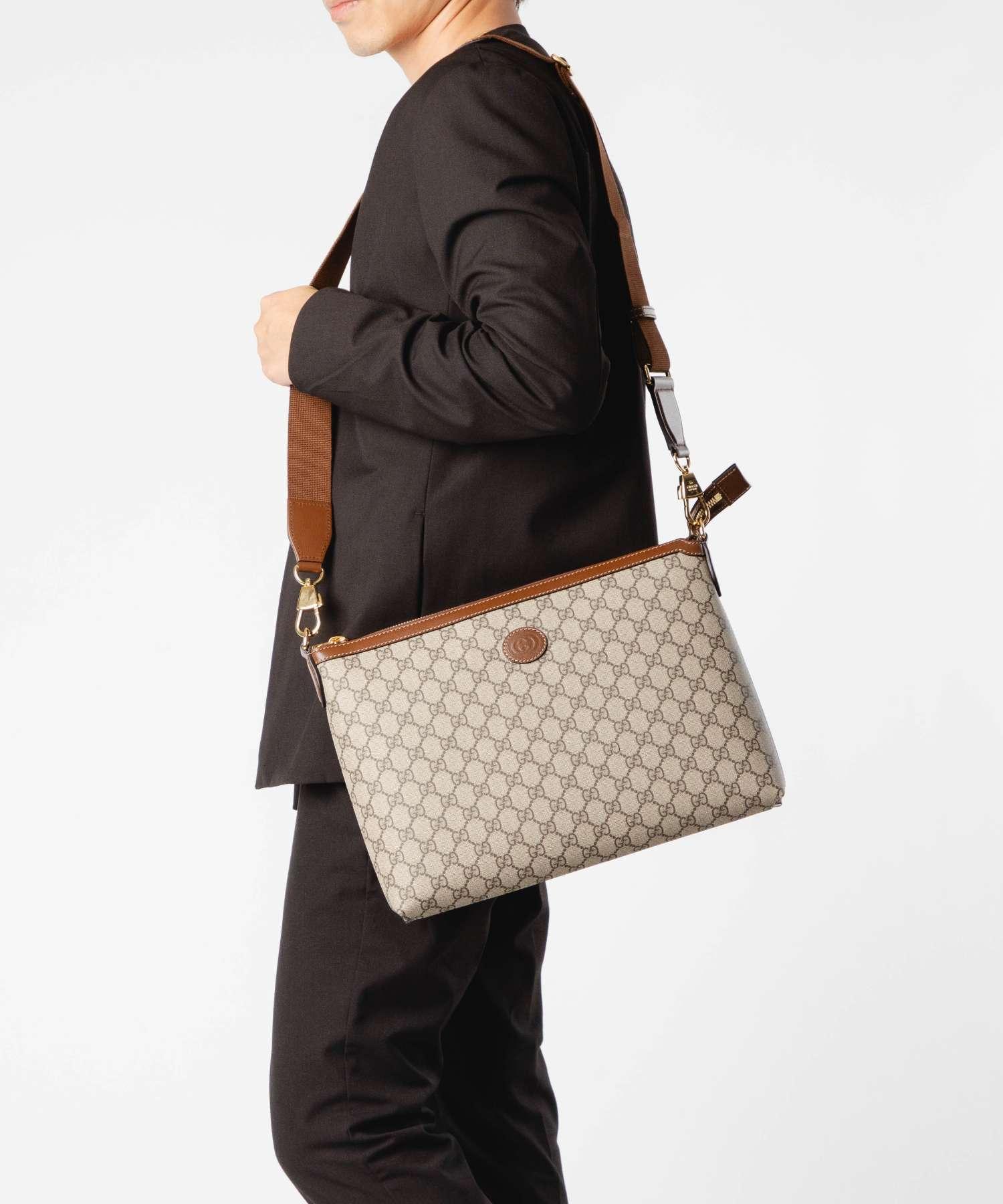 GUCCIショルダーバッグ インターロッキングG付き GG ラージ クロスボディバッグ 792084 92THN