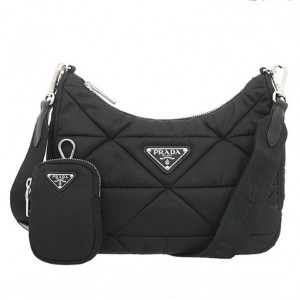 プラダ パデッドRe-Nylon ショルダーバッグ レディース ブラック 1BC151 V B9O RDJN F0002 NERO