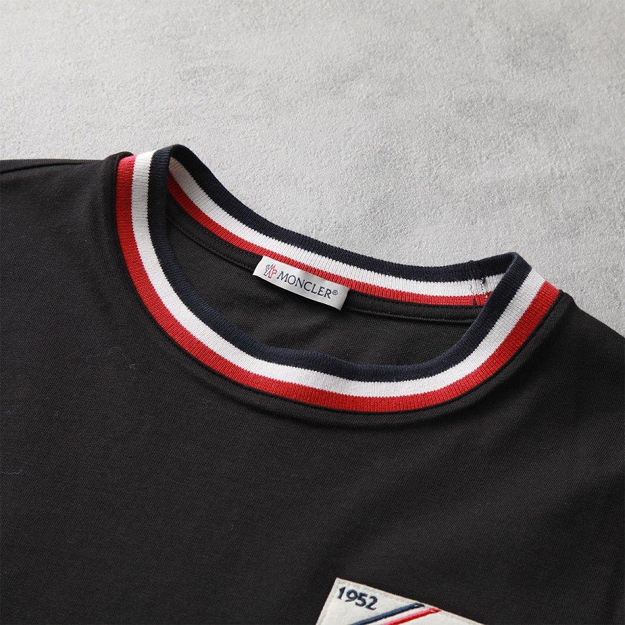 モンクレール Tシャツ   メンズ 長袖 クルーネック カットソー ロンT コットン ロゴ アイコンパッチ 8D00019 8390T 999