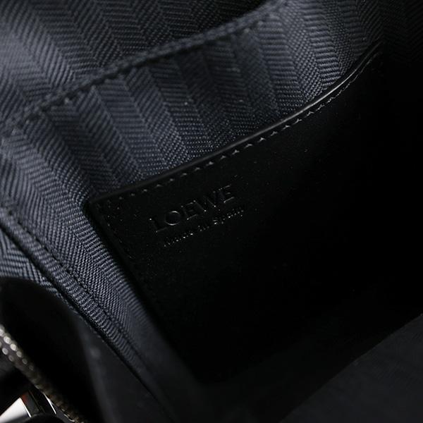 ロエベ Vertical Crossbody Pocket ショルダーバッグ クロスボディバッグ アナグラム メンズ C565S59X01