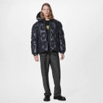 LOUIS VUITTON フード モノグラムレザー ダウンジャケット 1AATKJ