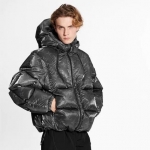 ルイ・ヴィトン Louis Vuitton ダウンジャケット 1A8I9Q