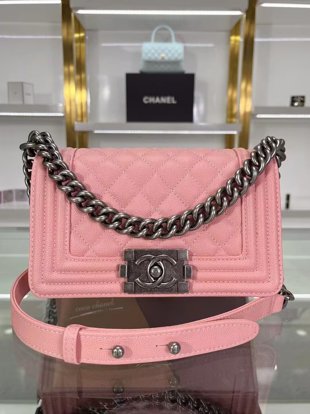 シャネル BOY CHANEL スモール ハンドバッグ A67085-09