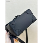 ルイヴィトン代引き モノグラムミニショルダーバッグ ナノスチーマー M82772