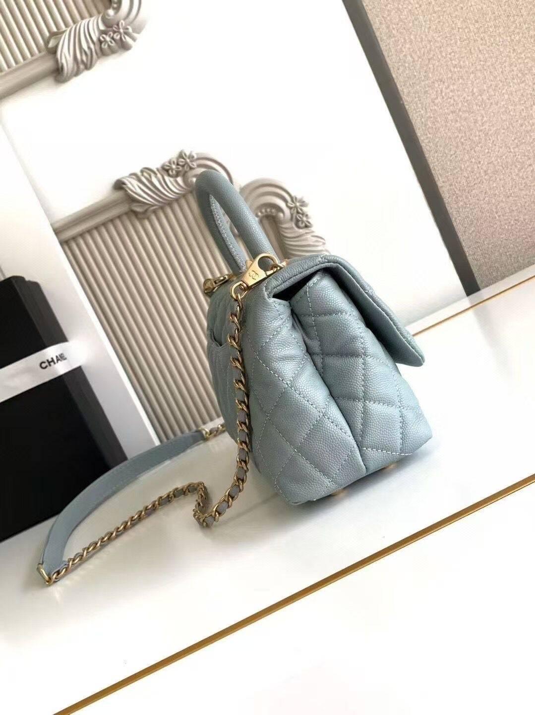 CHANEL ショルダーバッグ マトラッセ ココハンドル ミニ XXS AS2215 B13607 36595