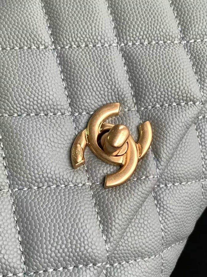 CHANEL ショルダーバッグ マトラッセ ココハンドル ミニ XXS AS2215 B13607 36595