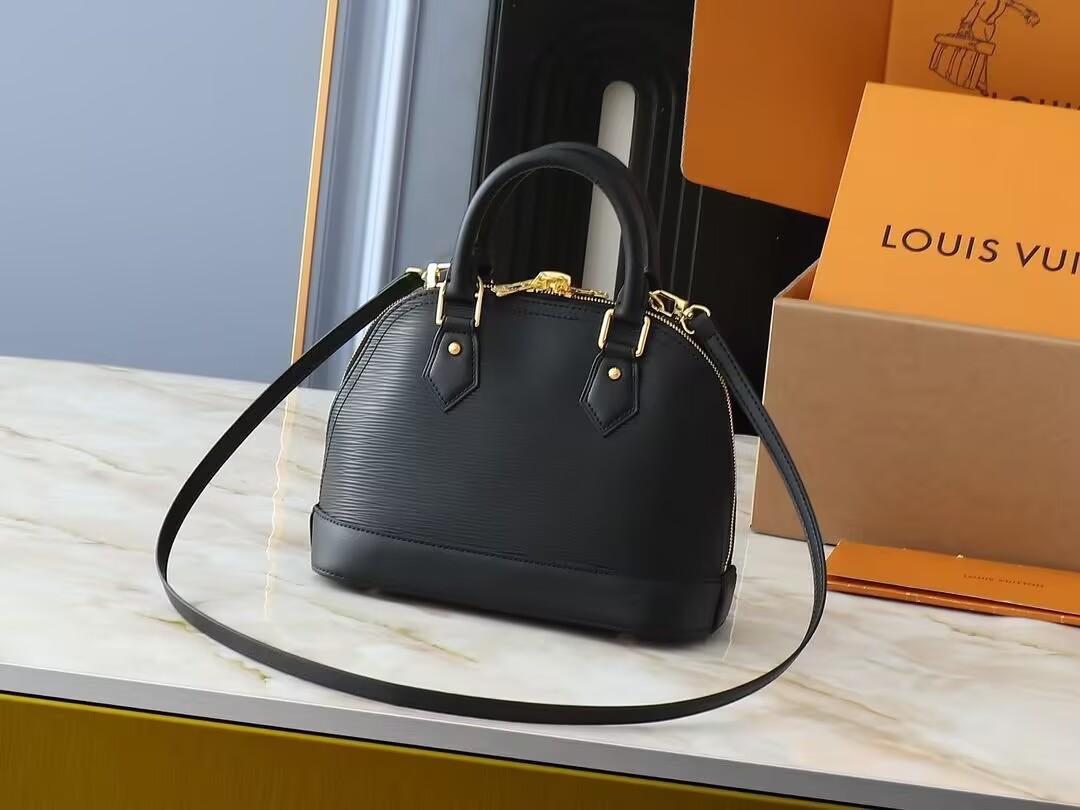 ルイヴィトンハンドバッグ エピ LV × TM アルマBB M13670