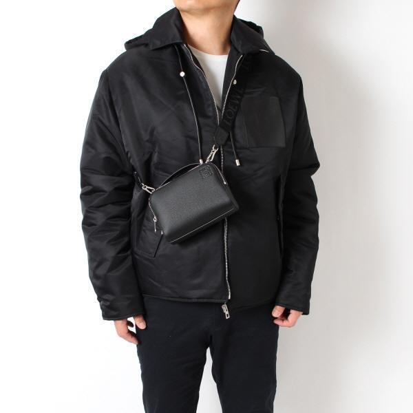 ロエベ ショルダーバッグ メンズ LOEWE MINI CAMERA CROSSBODY ブラック C660R41X01 1100