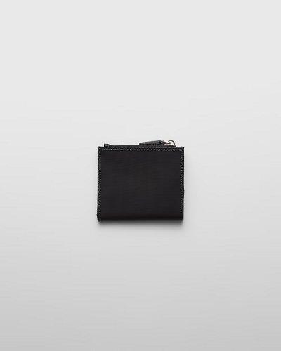 プラダ Re-Nylon 財布 リサイクルポリアミド 2ML049_2DMH_F0002