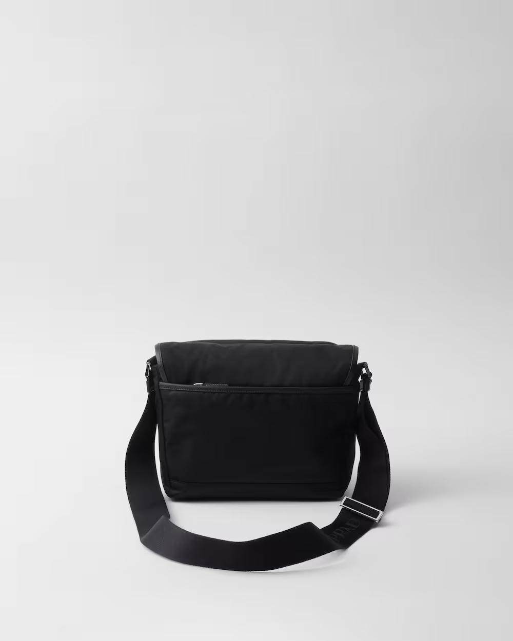 プラダ Re-Nylon xサフィアーノレザー ショルダーバッグ 2VD066