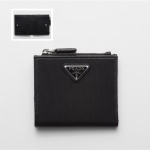 プラダ Re-Nylon 財布 リサイクルポリアミド 2ML049_2DMH_F0002