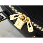 ルイヴィトンハンドバッグ エピ LV × TM アルマBB M13670