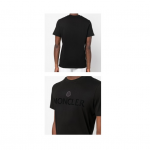 モンクレールTシャツ メンズ コットン フロックプリント スタッドパッチ クルーネック ロゴ 8C00007 8390T
