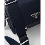 プラダ Re-Nylon xサフィアーノレザー ショルダーバッグ 2VD034_2DMH