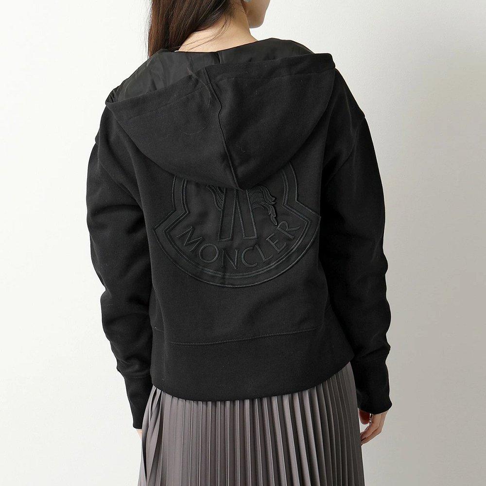 モンクレール パーカー MAGLIA レディース スウェット ジップアップ フーディー アイコンパッチ ショート丈 8G73100 V8144 999