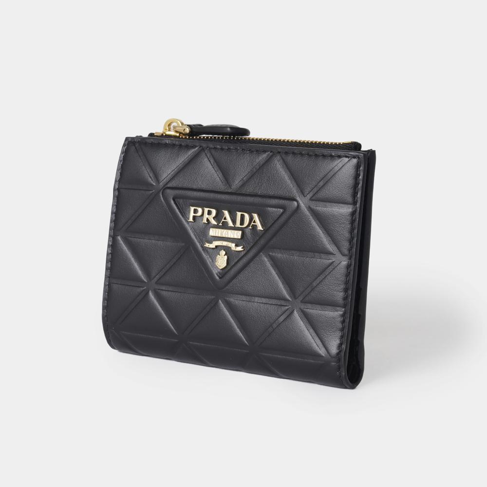 PRADA ソフトカーフ トライアングル Wallet 1ML050_2CLU