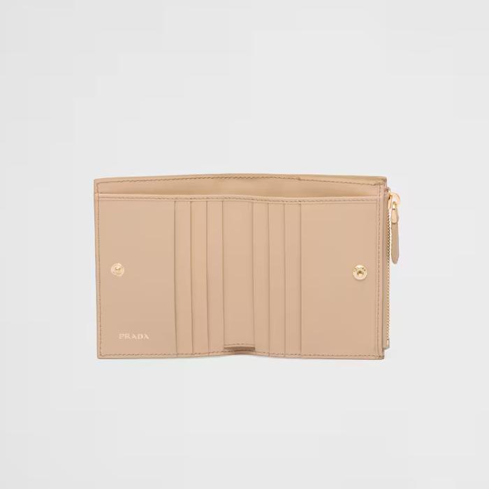 PRADA ソフトカーフ トライアングル Wallet 1ML050_2CLU